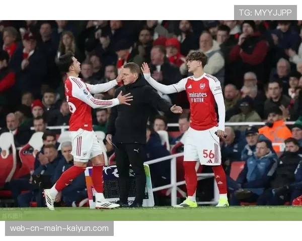 枪手年轻球员道曼创造历史 十六岁破最年轻进球纪录